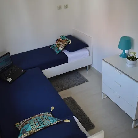 Apartman Alba *