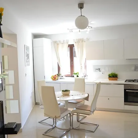 Apartment Alba *