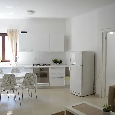 Διαμέρισμα Alba *